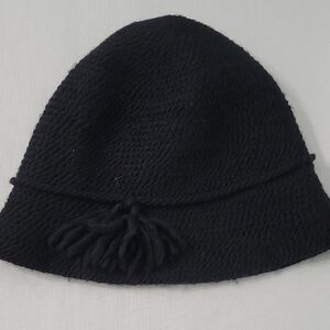 Betmar New York Women's Black 30%Wool Blend Hat